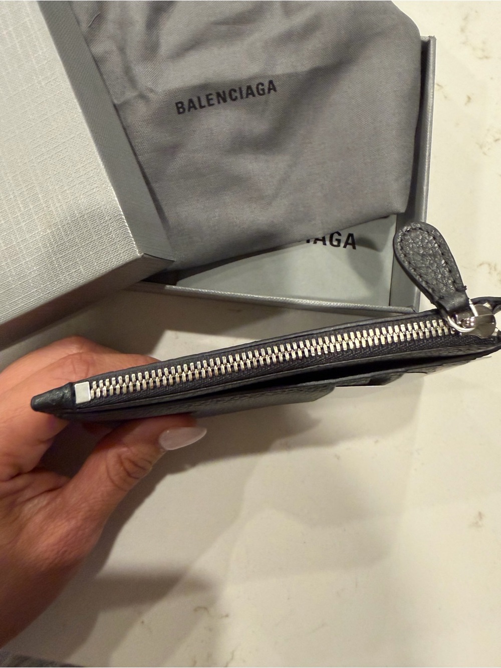 Balenciaga Black Pebbled Leather Zip Card Holder - Picture 3 of 3